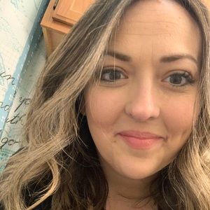 Meet your Posher, Patricia